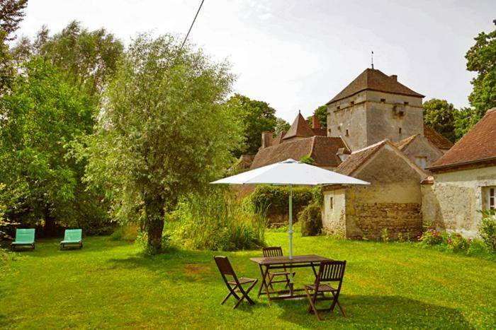 Chateau De Vesset Tréteau Екстериор снимка